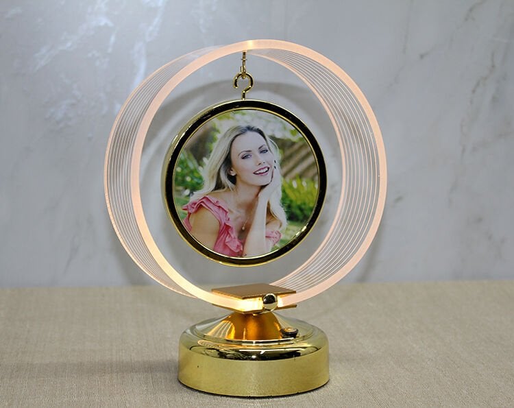 Kişiye Özel Fotoraf Alanli Led Çerceve