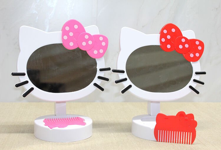 Hello Kitty Ayna Ve Tarak Seti