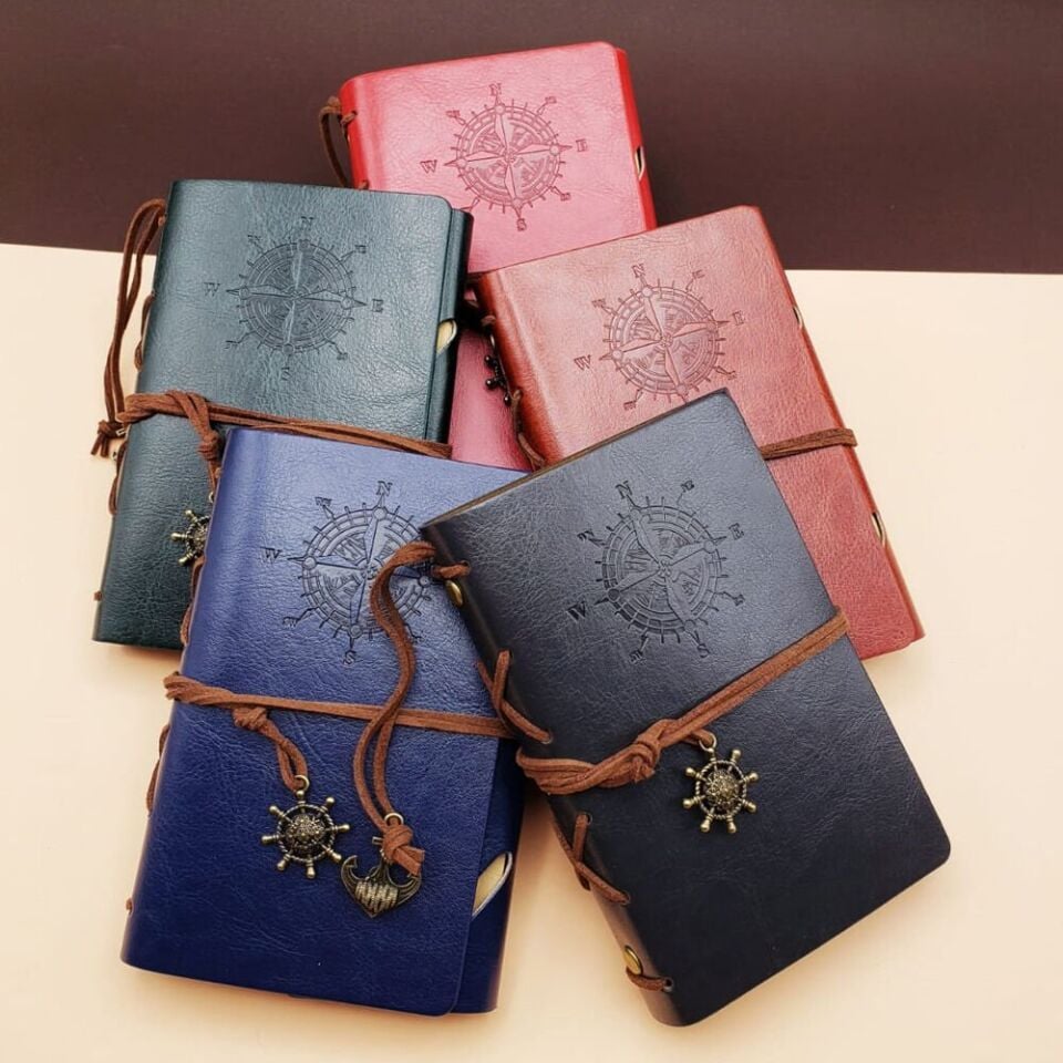 Büyük Boy Pusula Tasarımlı Deri Defter