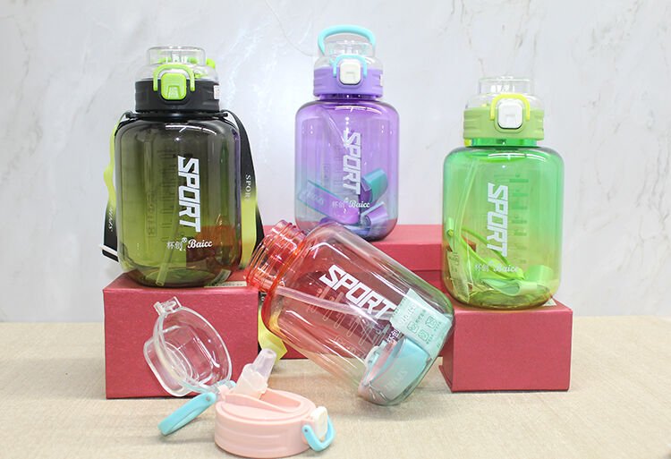 Pipetli Su Matarası 1100 Ml Bpa İçermez