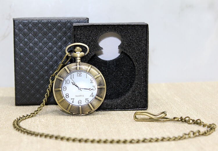 Özel Kutulu Antik Köstekli Saat