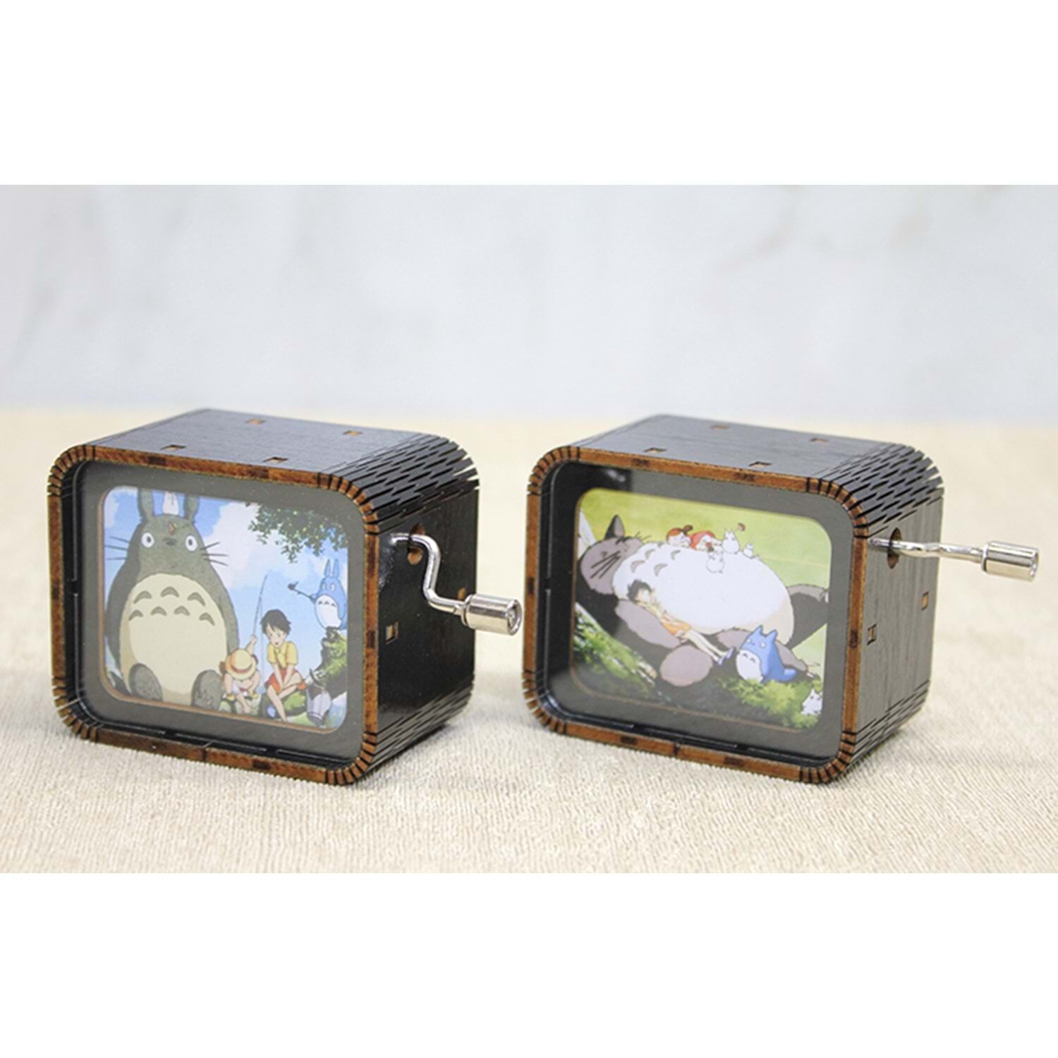 Totoro Müzik Kutusu – Anime Temalı Dekoratif Müzik Kutusu