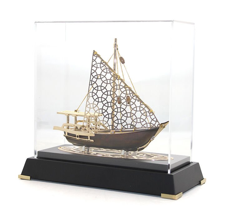 Deri Kutulu Pirinç Gemi