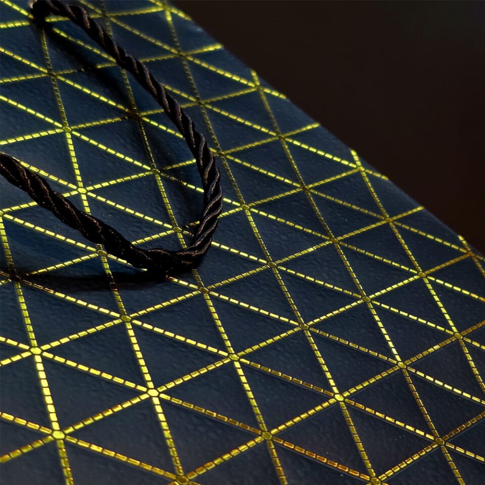 Mini Boy Siyah Gold Yaldızlı Karton Çanta