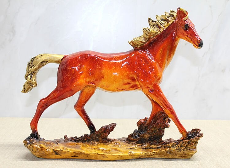 Polyester At Figürü