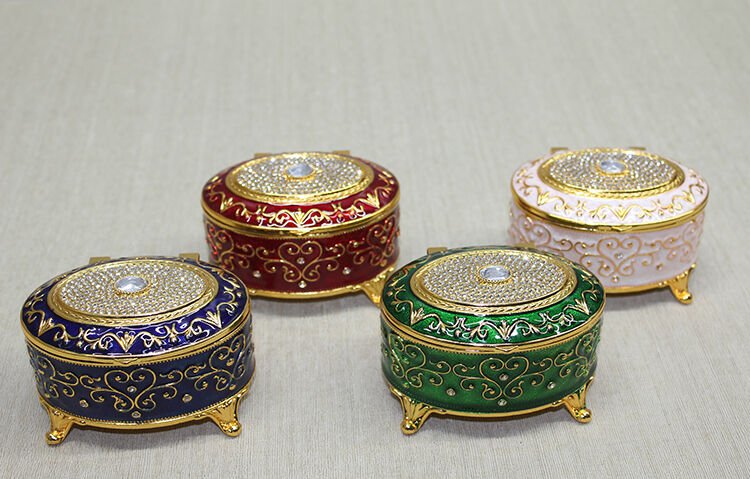 Swaroski Taşlı Kutu