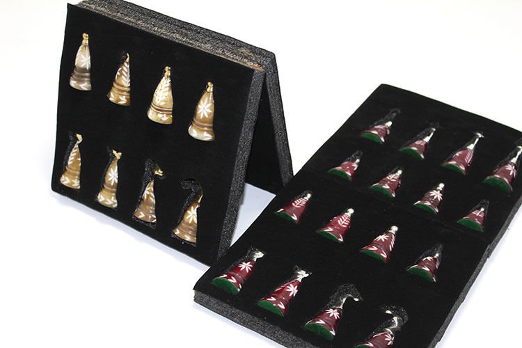 Ahşap Satranç Taşı