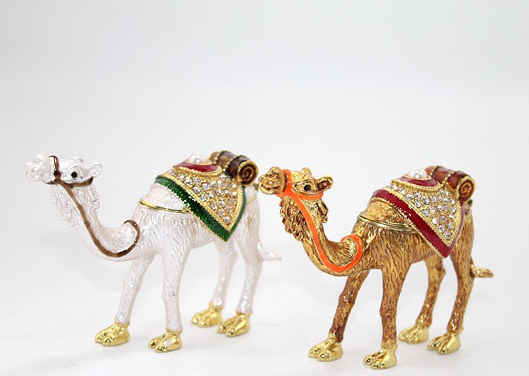 Swaroski Taşlı Tekli Deve Figürü