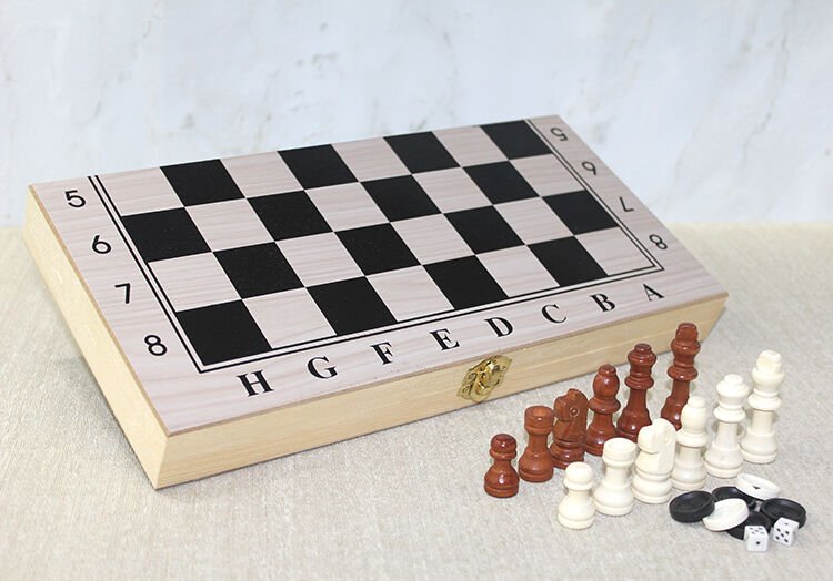 Ahşap Kutulu Satranç Ve Tavla Seti