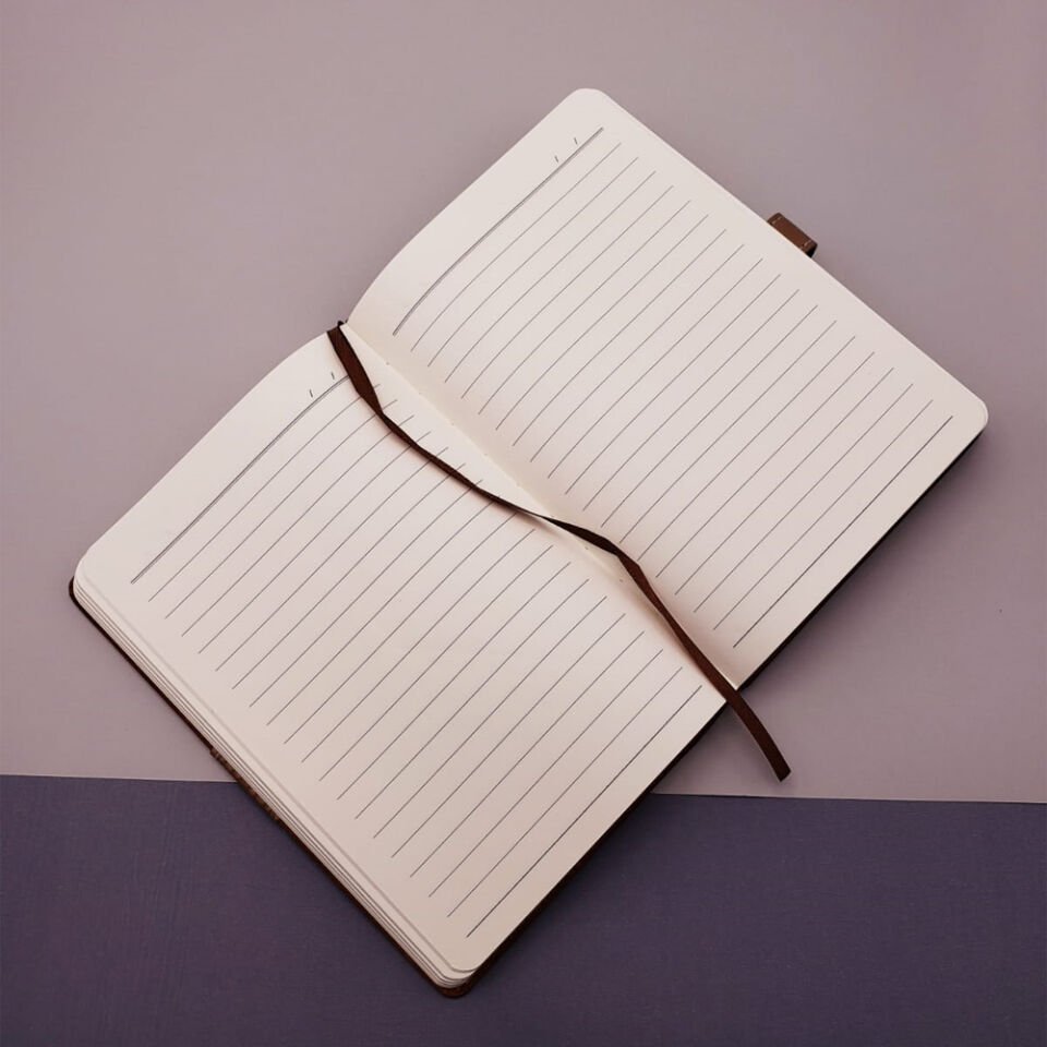 Siyah Tokalı Tarihsiz Ajanda Defter Kalem Set
