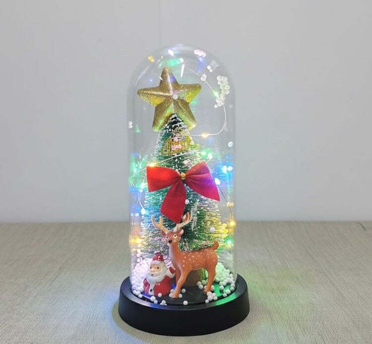 Yılbaşı Temalı Işıklı Dekoratif Cam Fanus