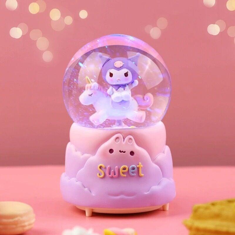 Kuromi İçi Dönmeli Püskürtmeli Işıklı Müzikli Kar Küresi Büyük Boy