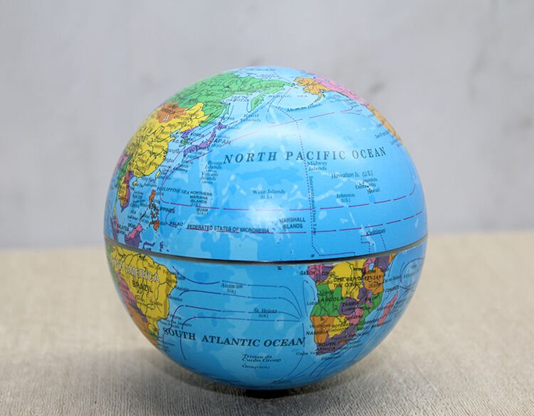 Masa Üstü Dönen Dünya Küre