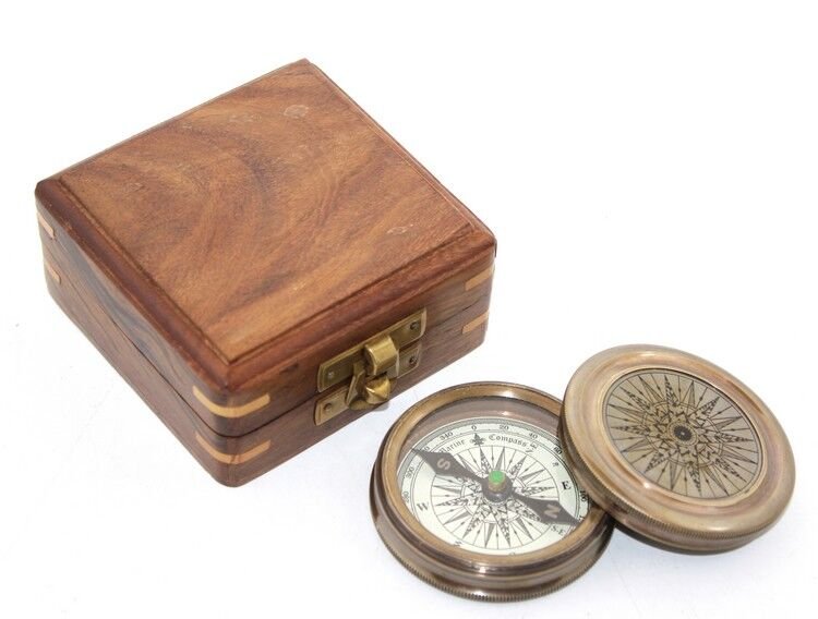 Ahşap Kutulu Pusula